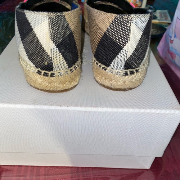 Espadrilles - Picture 3 of 3